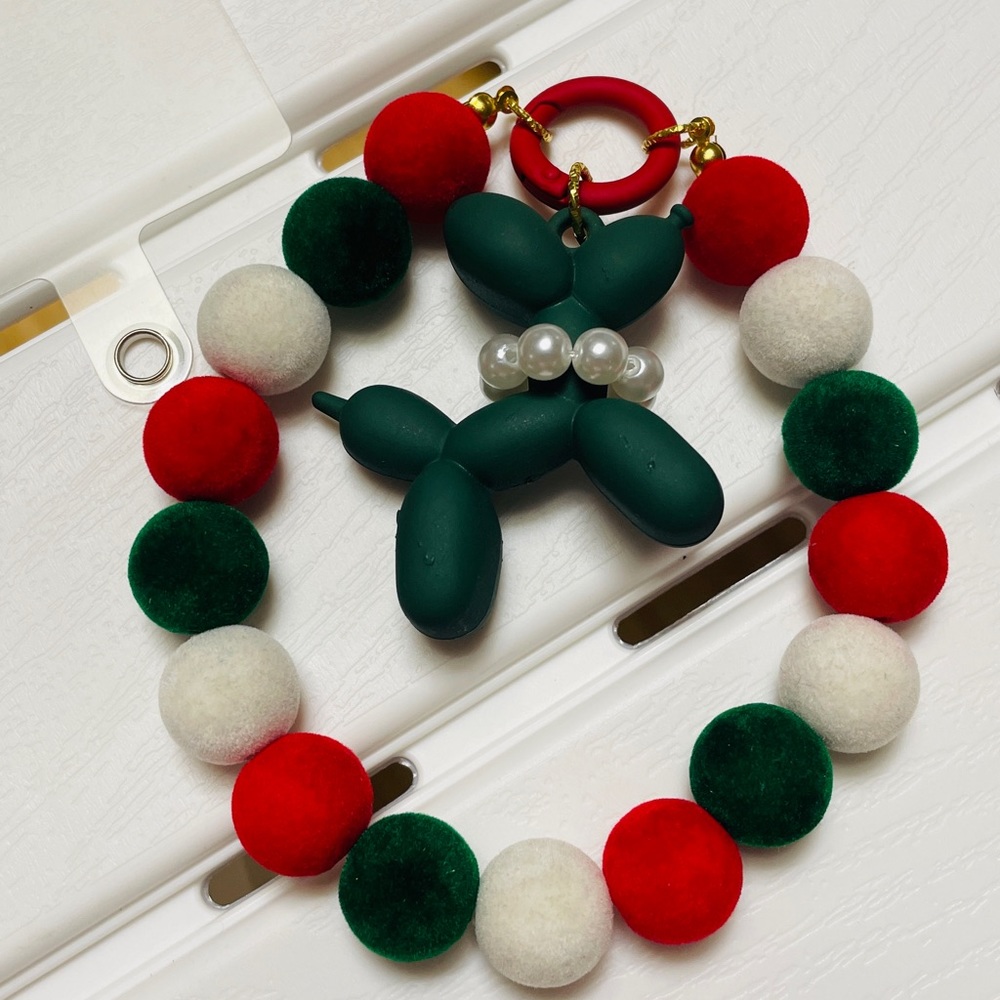 Green Christmas Balloon Dog Key Beaded Chain/Bag Pendant